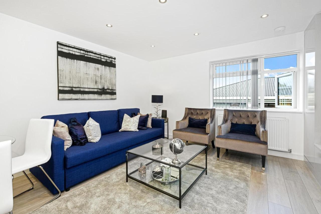 St Martins 2 Bedroom Apartments In Ruislip By 360 Stays Kültér fotó