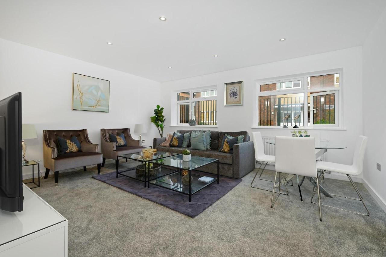 St Martins 2 Bedroom Apartments In Ruislip By 360 Stays Kültér fotó