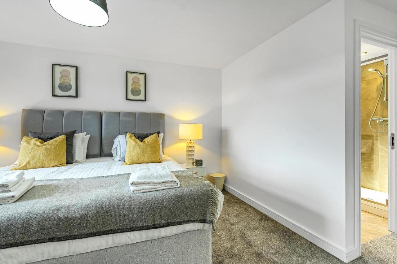 St Martins 2 Bedroom Apartments In Ruislip By 360 Stays Kültér fotó
