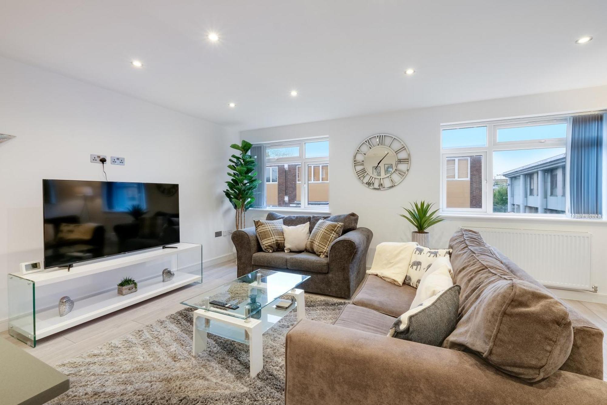 St Martins 2 Bedroom Apartments In Ruislip By 360 Stays Kültér fotó