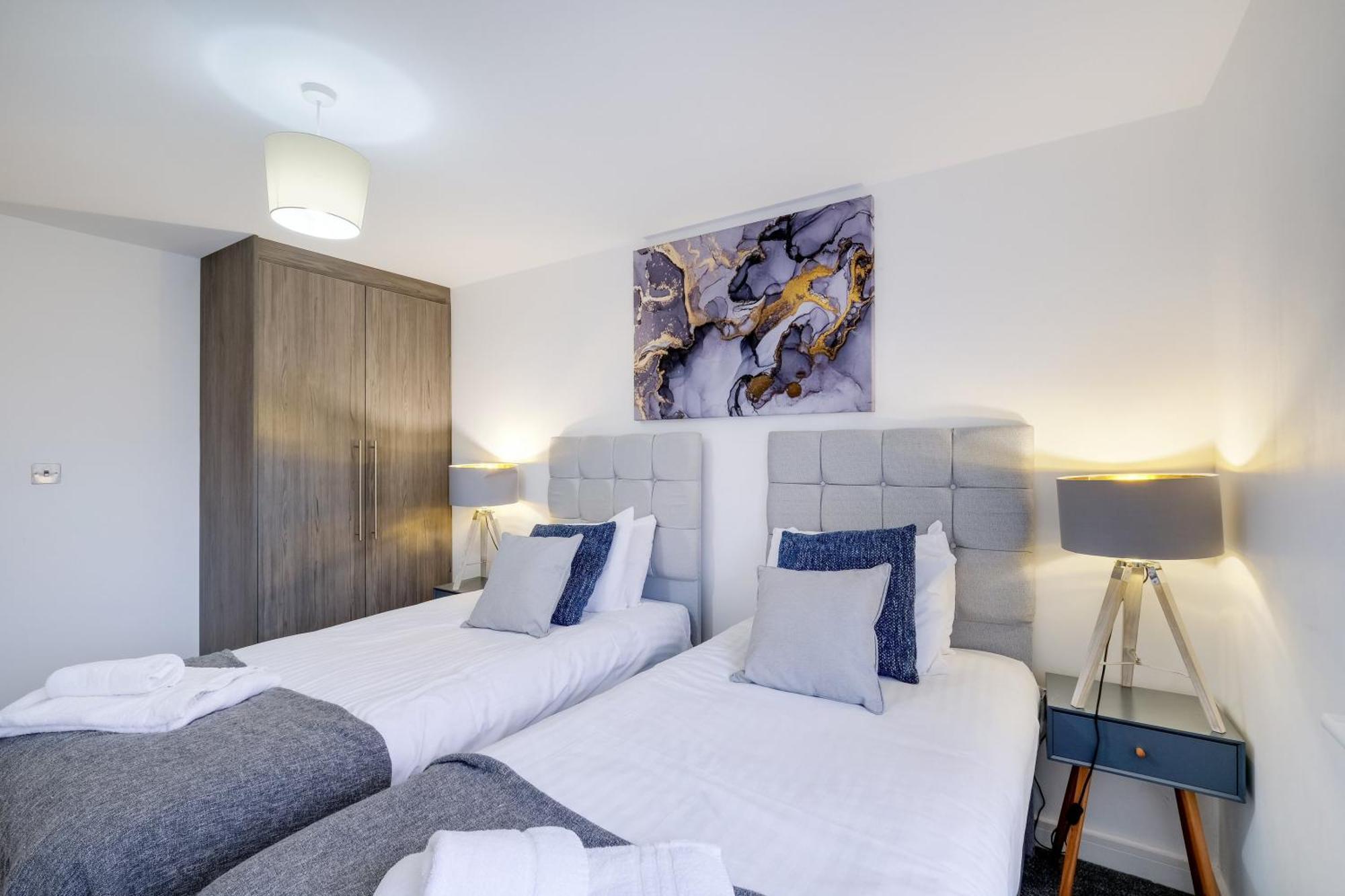 St Martins 2 Bedroom Apartments In Ruislip By 360 Stays Kültér fotó