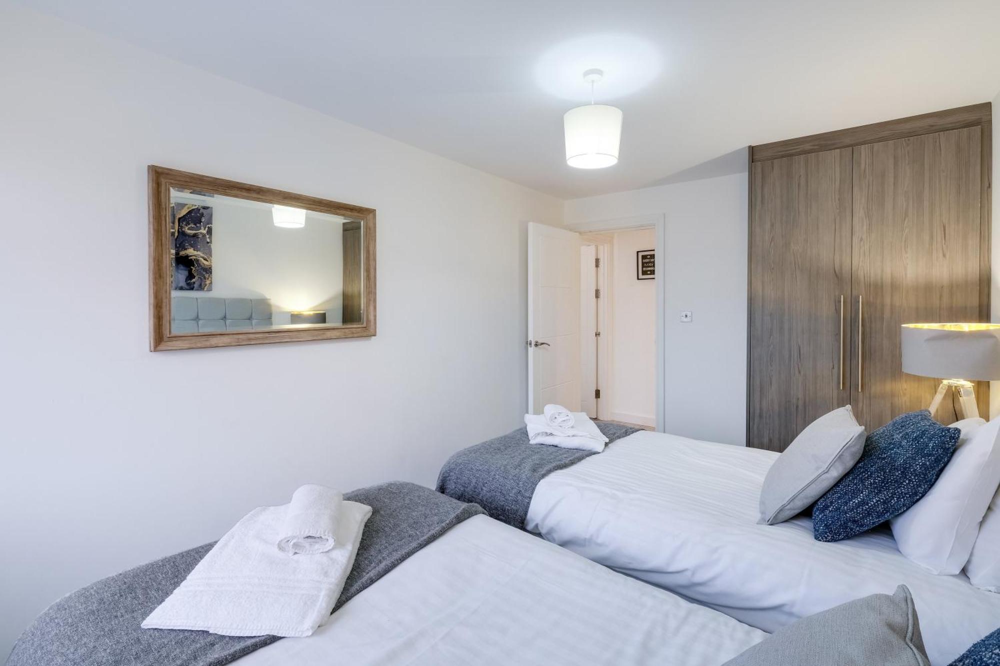 St Martins 2 Bedroom Apartments In Ruislip By 360 Stays Kültér fotó