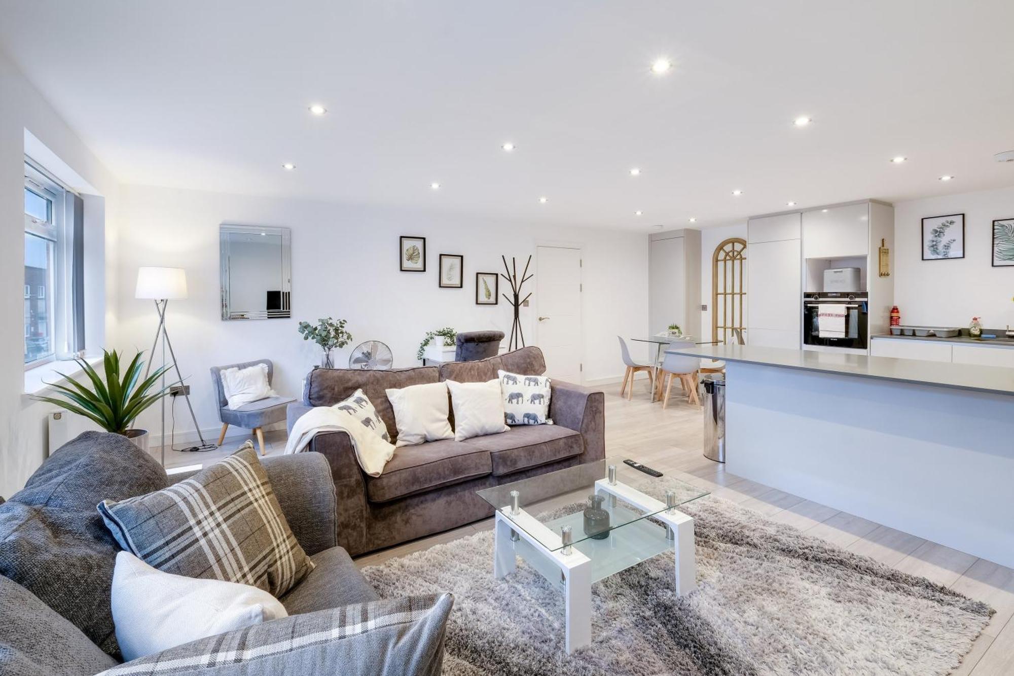 St Martins 2 Bedroom Apartments In Ruislip By 360 Stays Kültér fotó